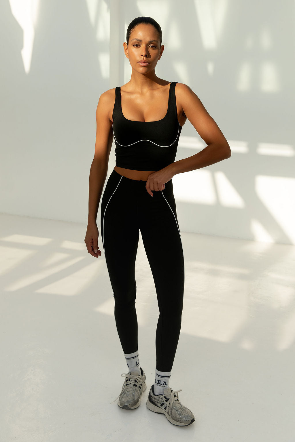 Alma Top | Black